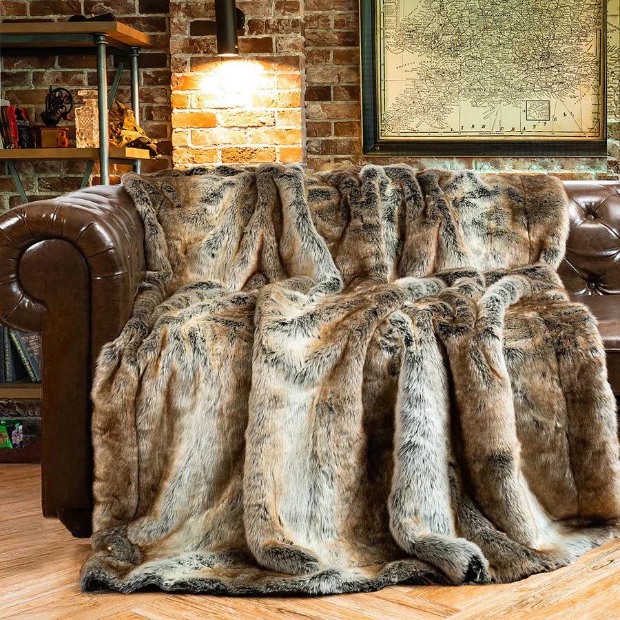 Luxury Faux Fur Throw Blanket