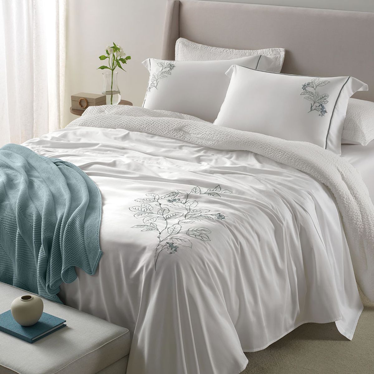 Aster Double Bed Sheet Set – 300 Thread Count – 100% Cotton – Embroidered