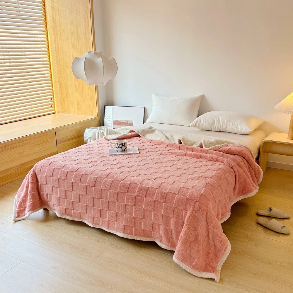 Warm Checkered Sherpa Throw Blanket