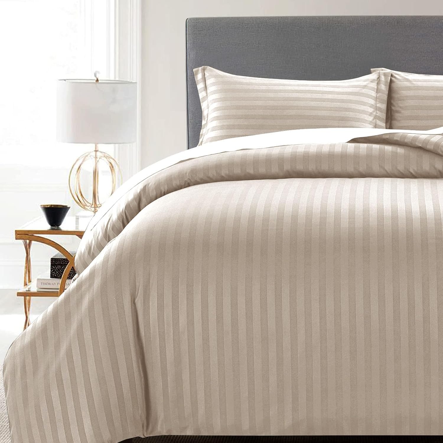 MOONLIGHT Double Duvet Set Reversible Stripes Satin Double Bedding Set with 2 Pillowcases Soft Hypoallergenic Duvet Cover