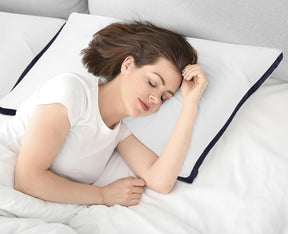 Utopia Bedding Pillows 2 Pack Queen Size, (Navy) Hotel Quality Pillows, Brushed Fabric, Bed Pillow for Back, Stomach or Side Sleepers - 18 x 26 inch / 45 x 66 cm