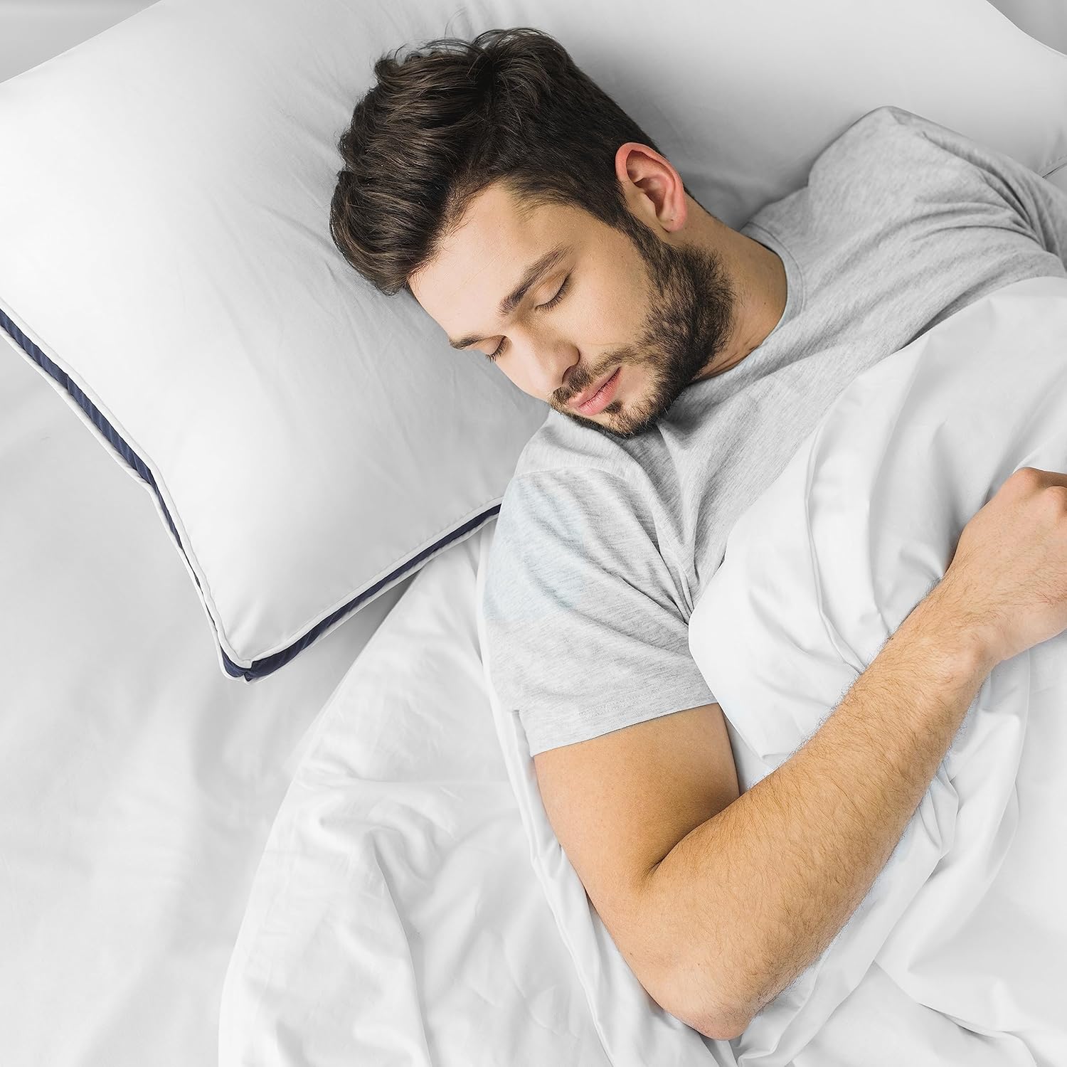 Utopia Bedding Pillows 2 Pack Queen Size, (Navy) Hotel Quality Pillows, Brushed Fabric, Bed Pillow for Back, Stomach or Side Sleepers - 18 x 26 inch / 45 x 66 cm